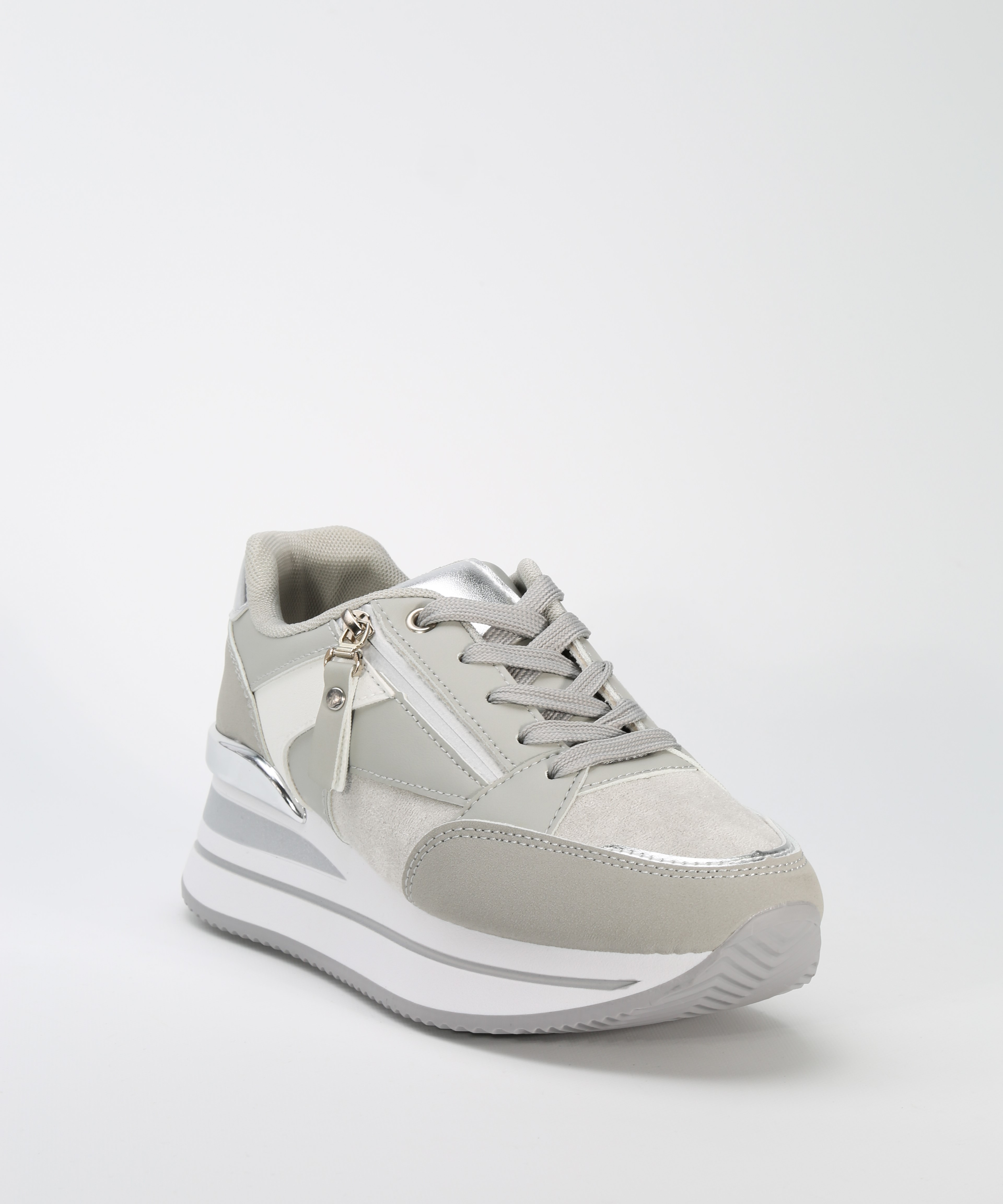 Sabrinas desportivas com fecho image number null